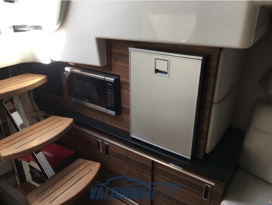 Sea Ray 320 Sundancer