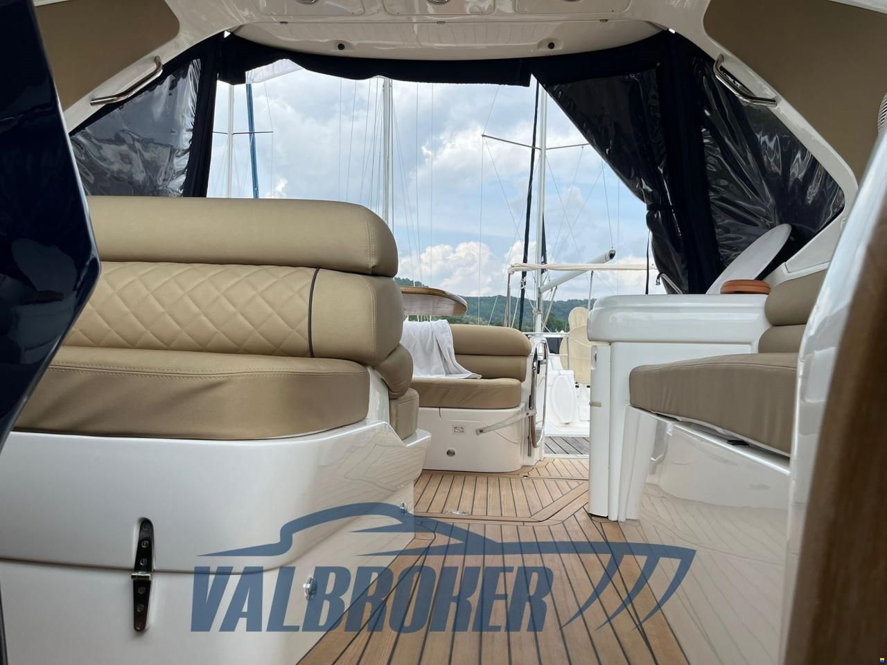 Sealine S 34