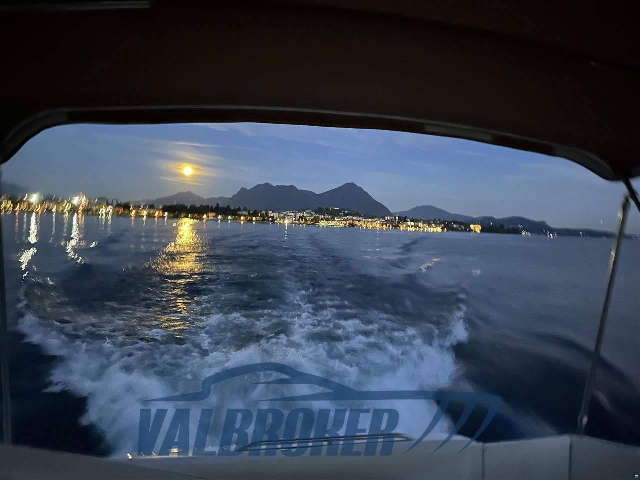 Sea Ray 310 SUNDANCER