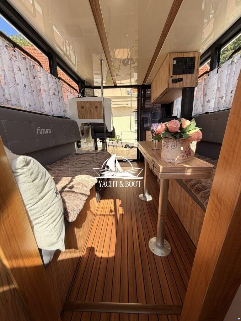 Cobra YACHTS FUTURA 40