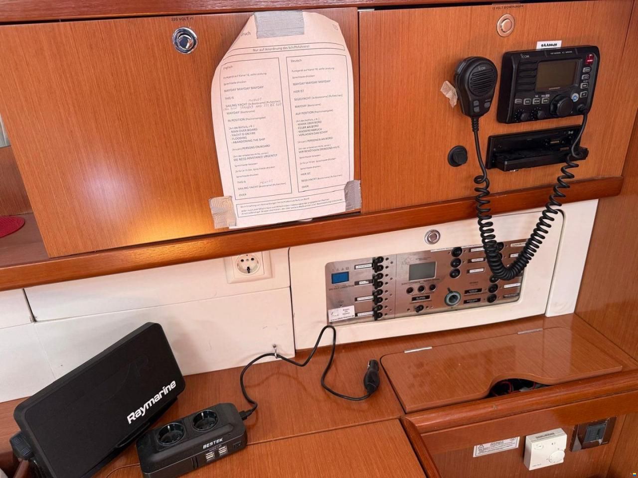 Beneteau Oceanis 54