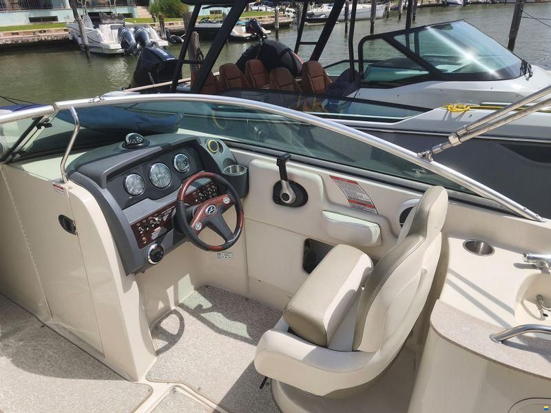 Sea Ray 260 Sun Deck