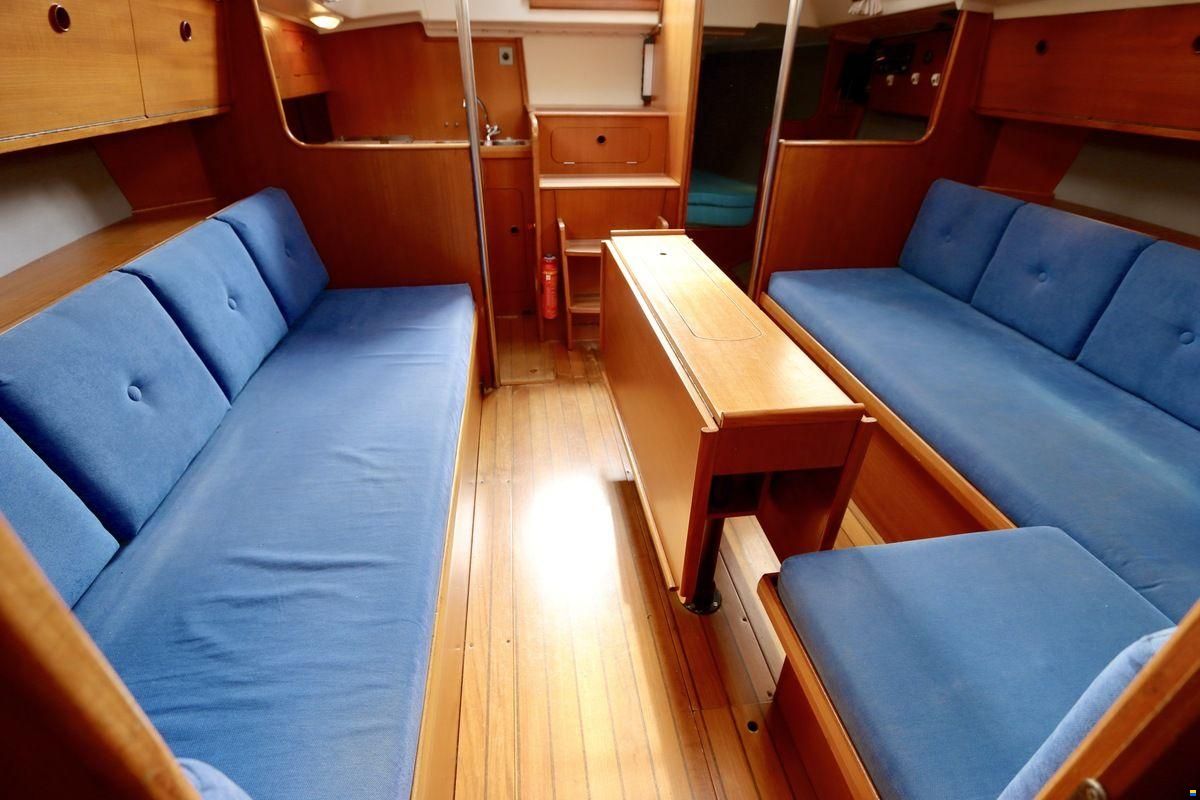 Friendship 33
