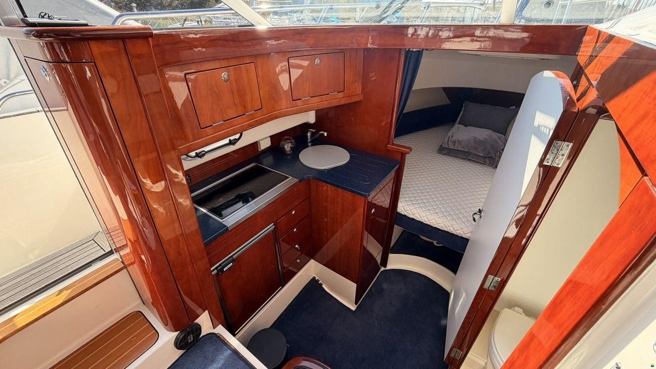 Aquador 28 C