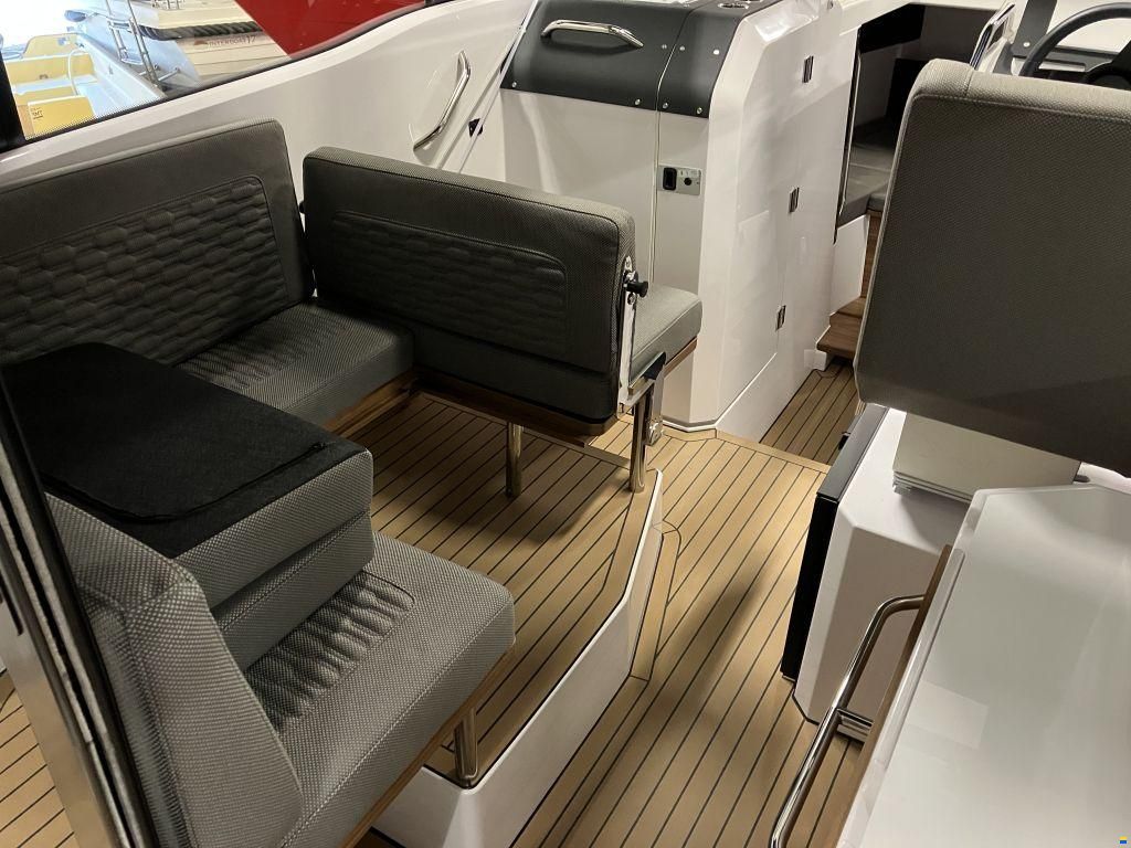 XO Boats EXPLR 10S+  DEMO 2026