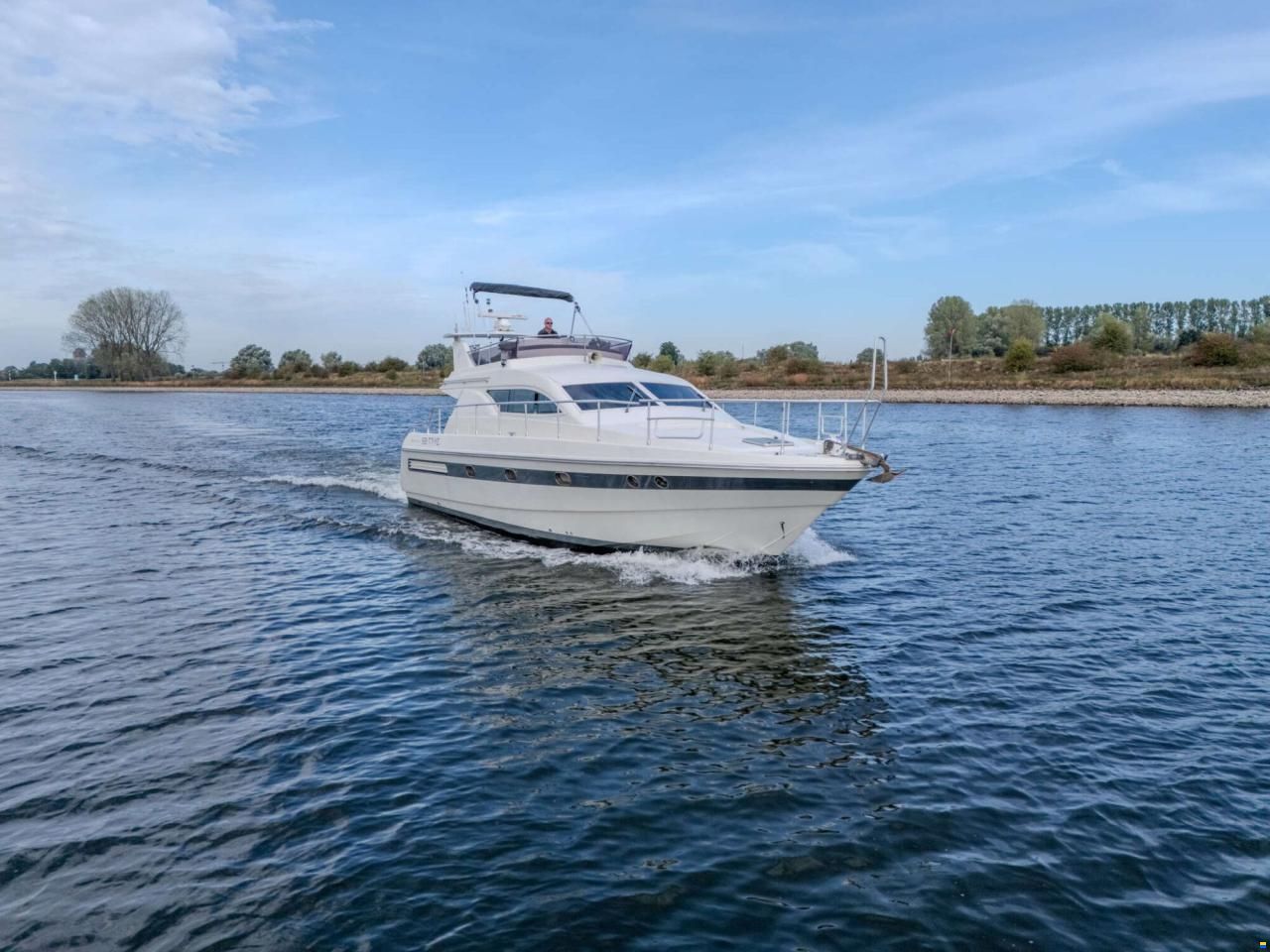 Mochi Craft 43 Flybridge