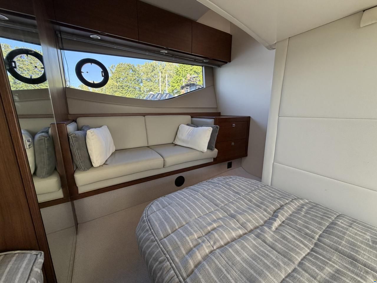 Princess V40