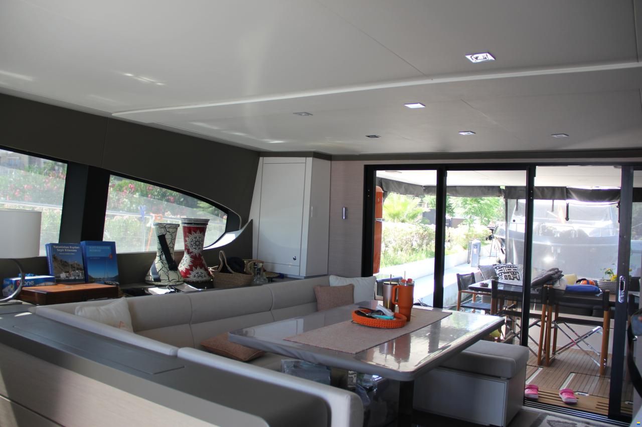 Aventura Yachts 50