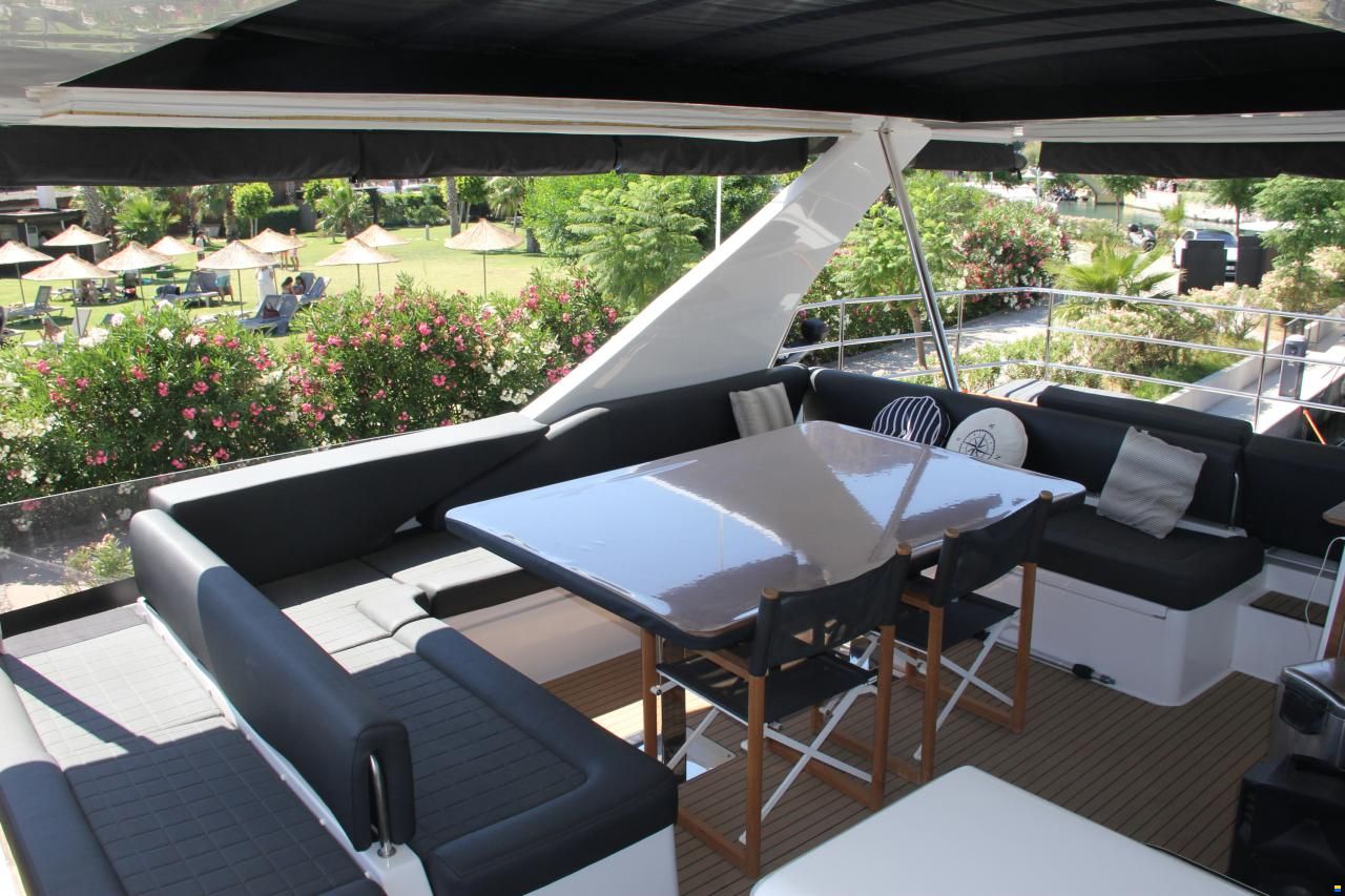 Aventura Yachts 50