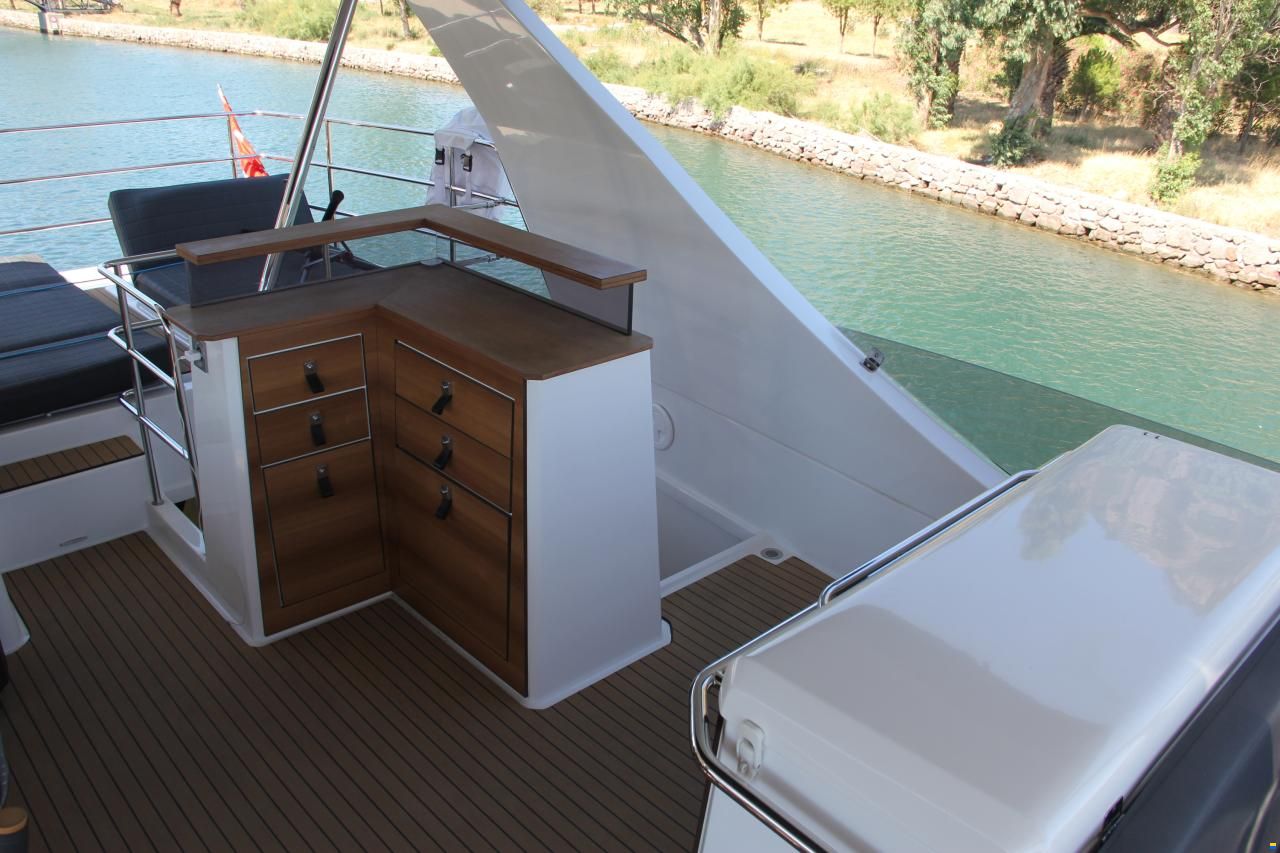 Aventura Yachts 50