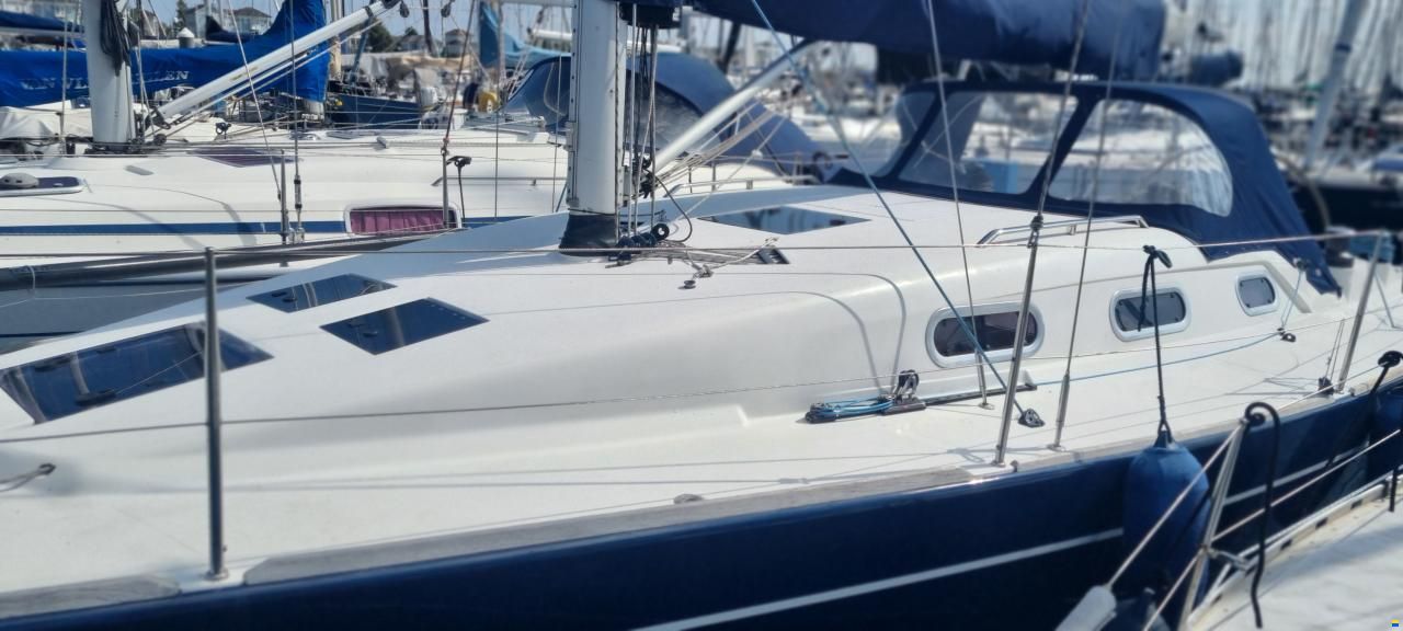 Italia Yachts 10.98