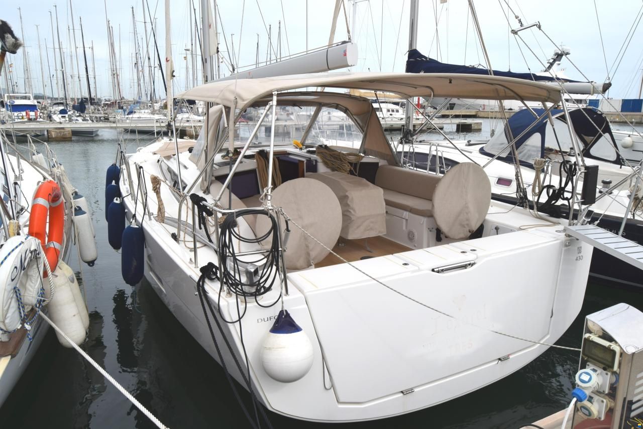 Dufour 430