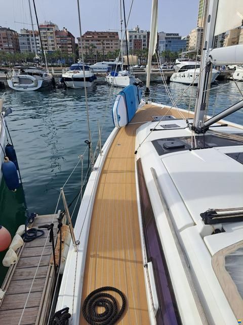 Dufour 430