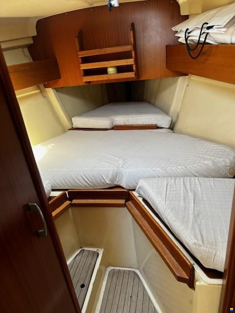 Dufour 27