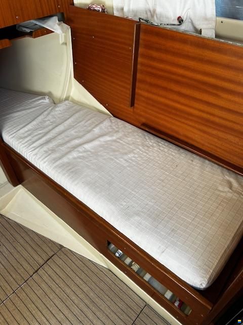 Dufour 27