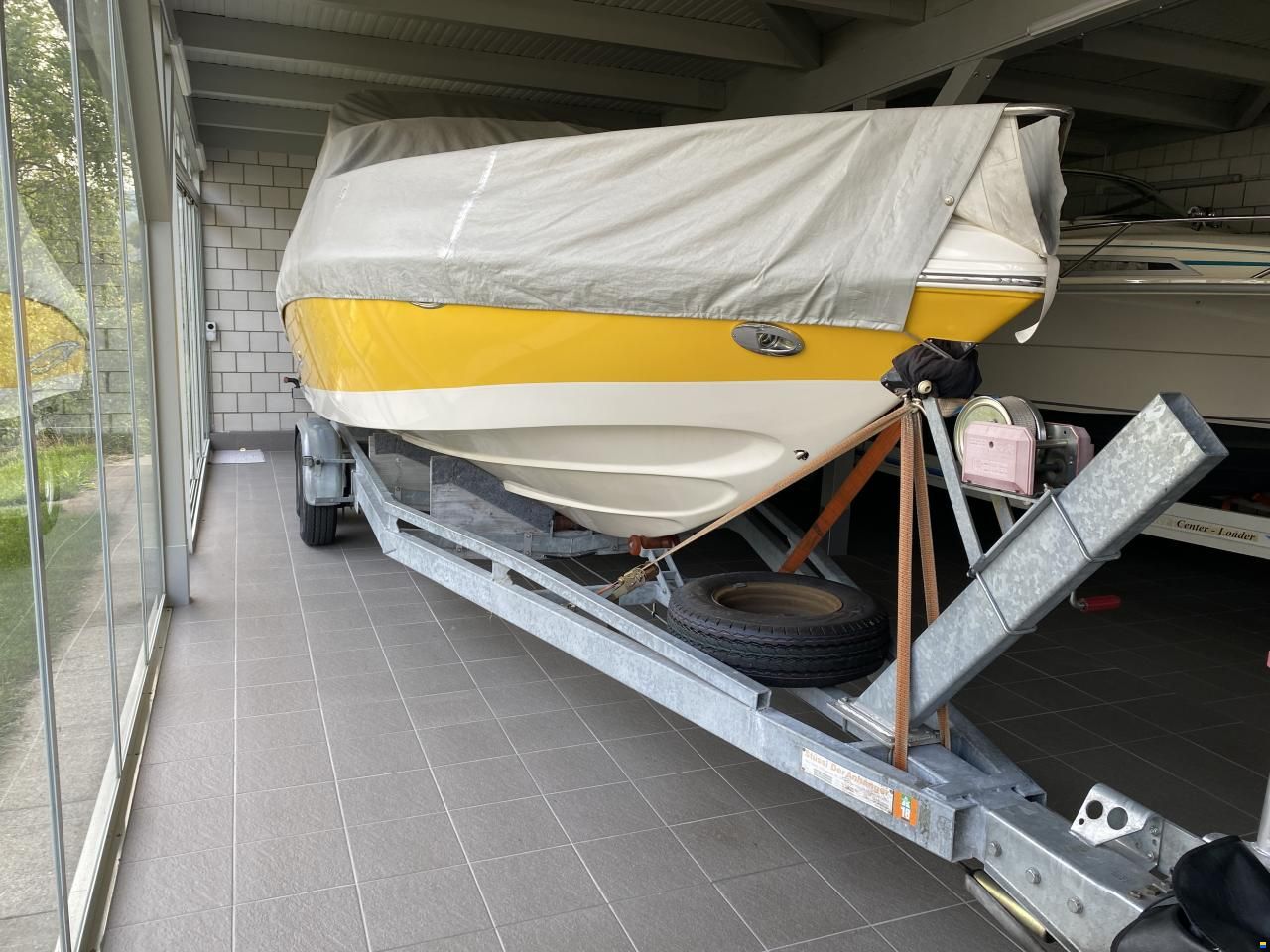 Rinker 262 Captiva Cuddy