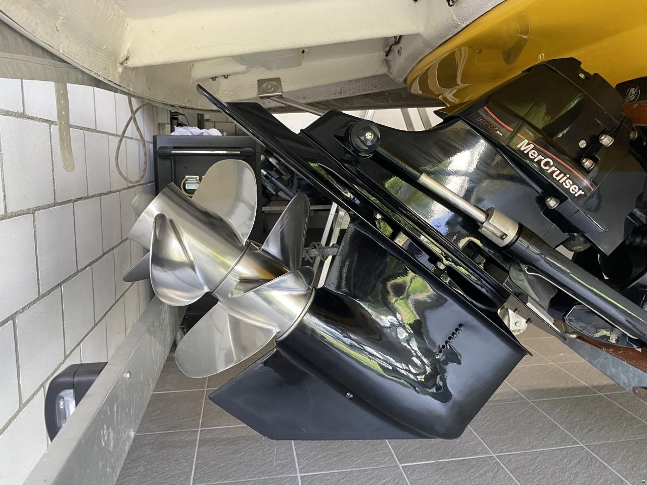 Rinker 262 Captiva Cuddy