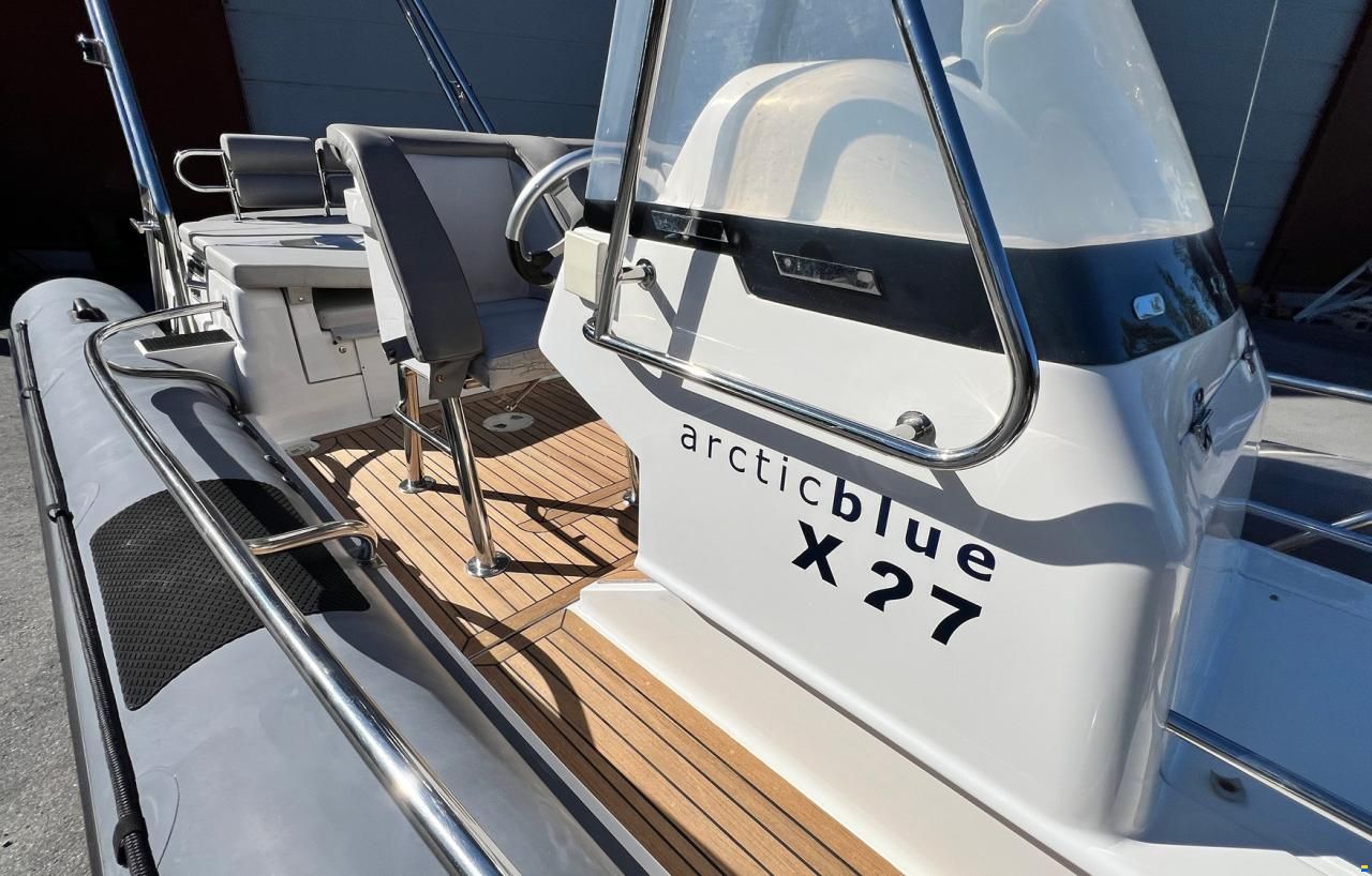 Arctic Blue 27