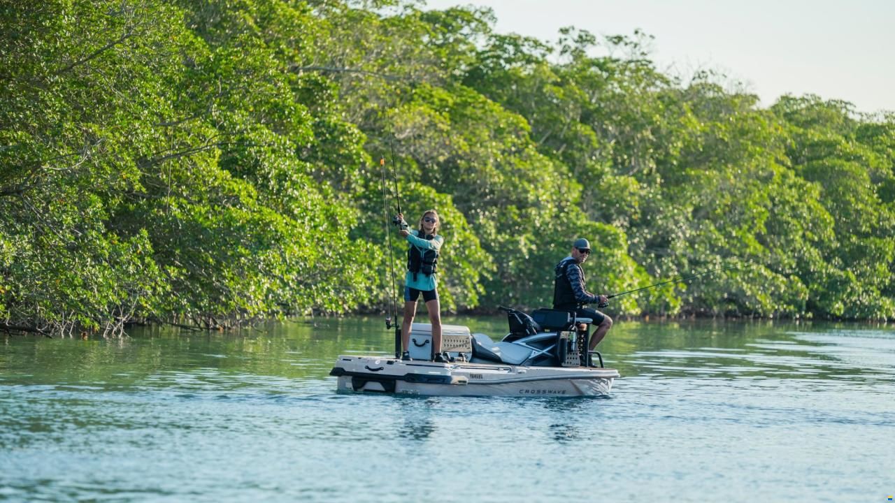 Yamaha WaveRunner CrossWave - 2027 Neuheit!