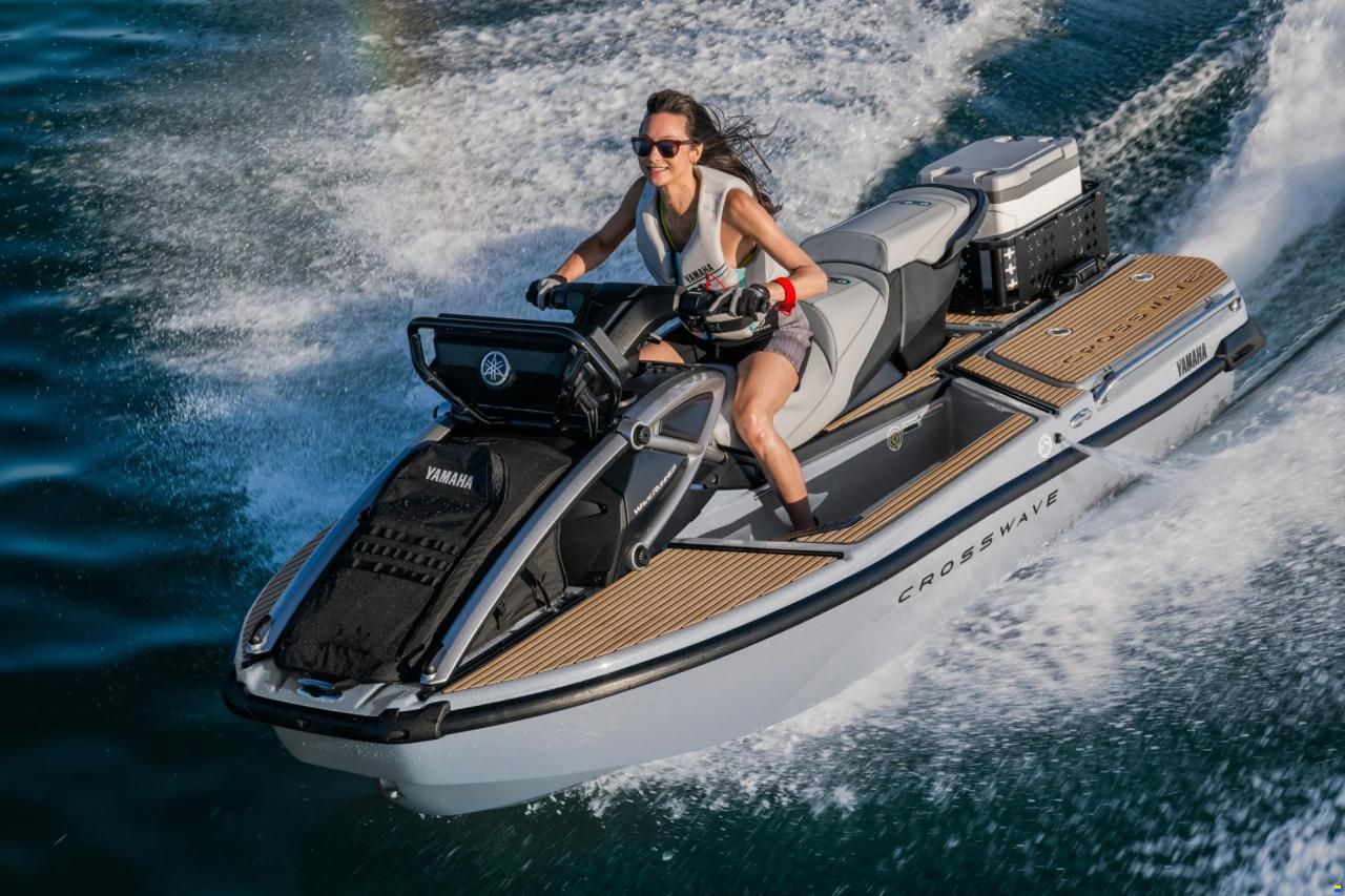 Yamaha WaveRunner CrossWave - 2027 Neuheit!