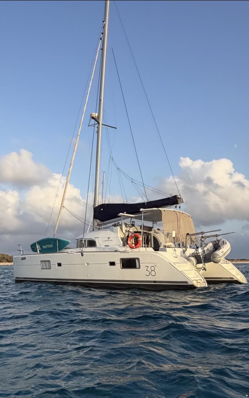 Lagoon 38 s2
