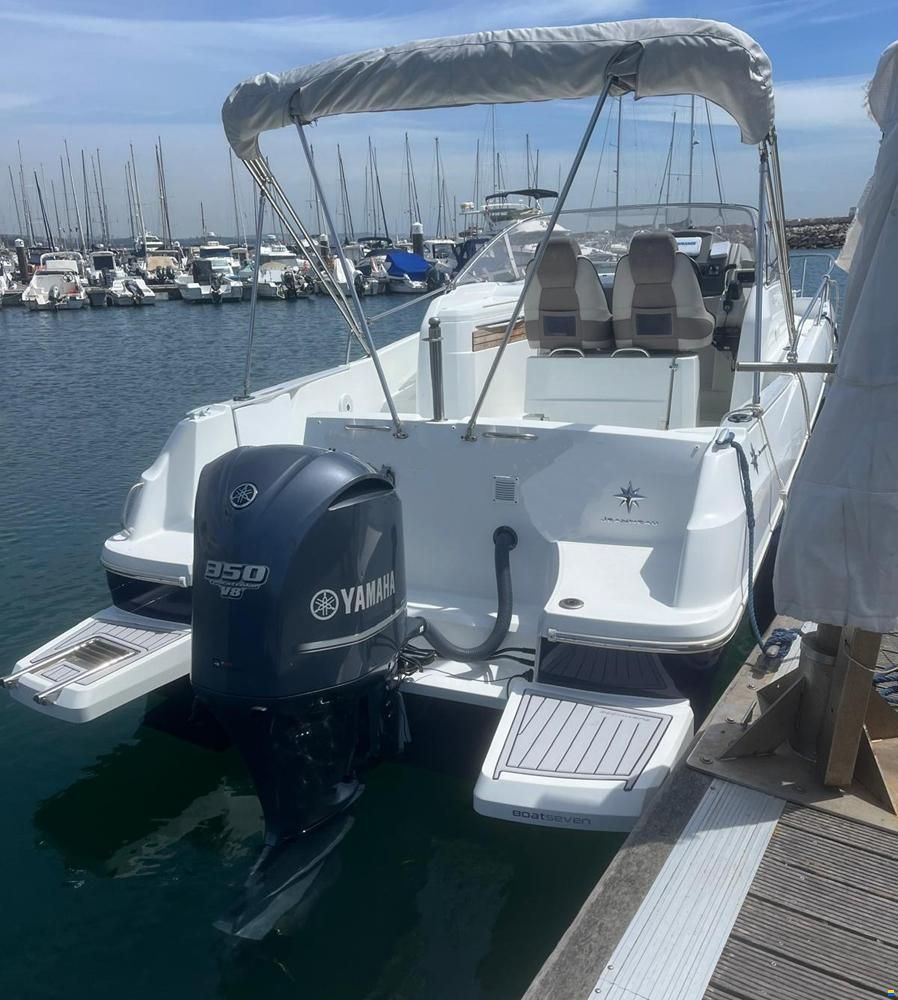 Jeanneau Cap Camarat 8.5 WA