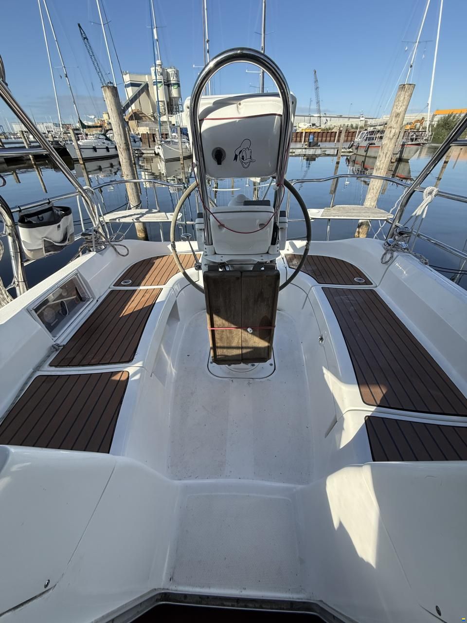 Hunter Legend 33