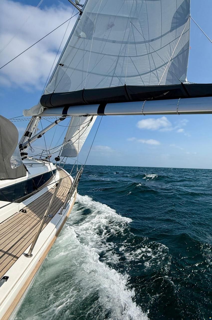 Bavaria C38