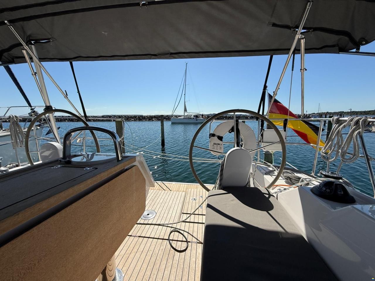 Bavaria C38