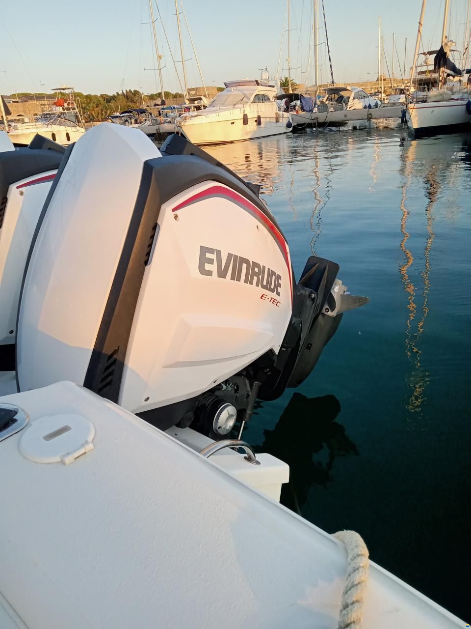 Motori fuoribordo Evinrude G2 cv300ETEC