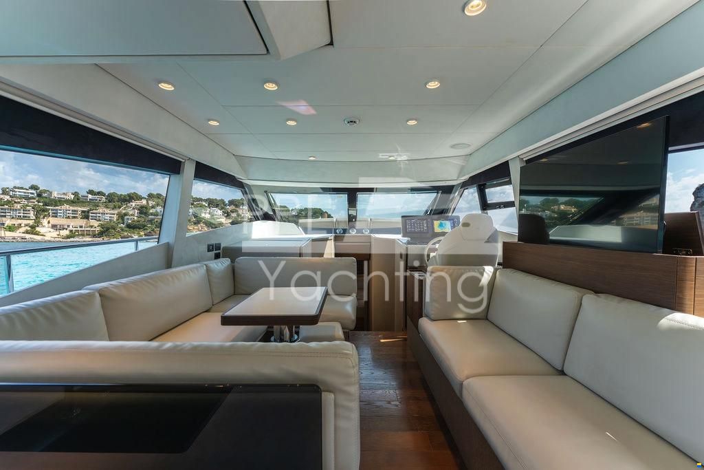 Ferretti 500