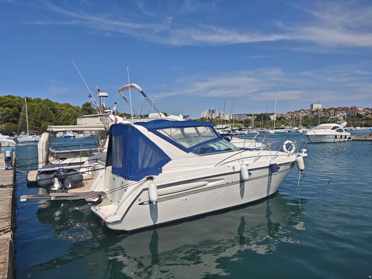 Maxum 3000 SCR
