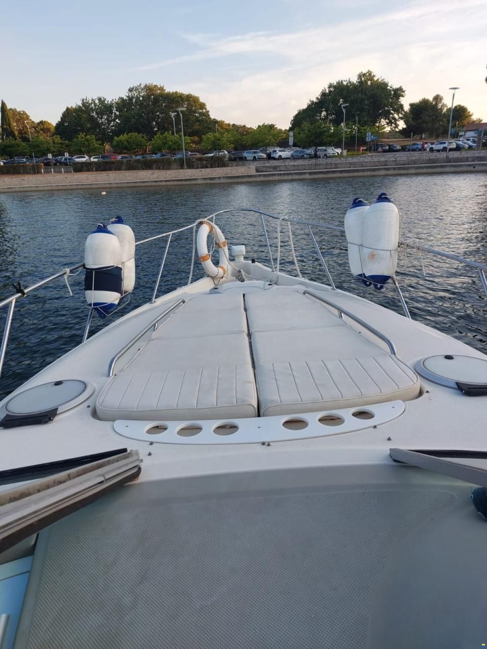 Maxum 3000 SCR