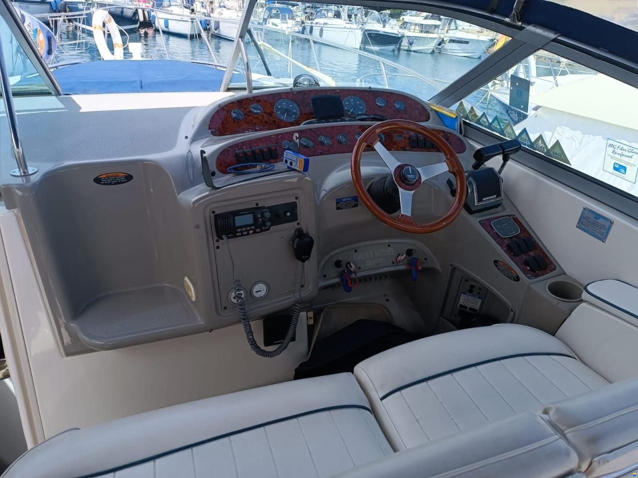 Maxum 3000 SCR