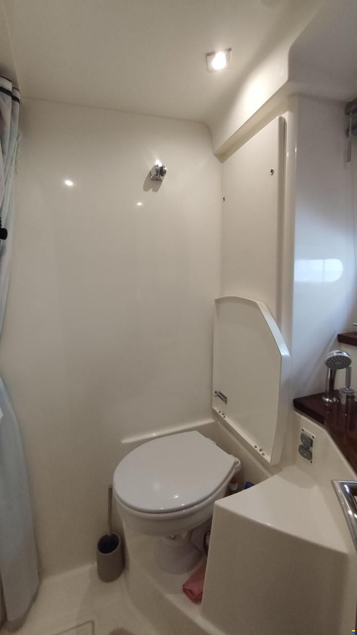 Prestige 42S