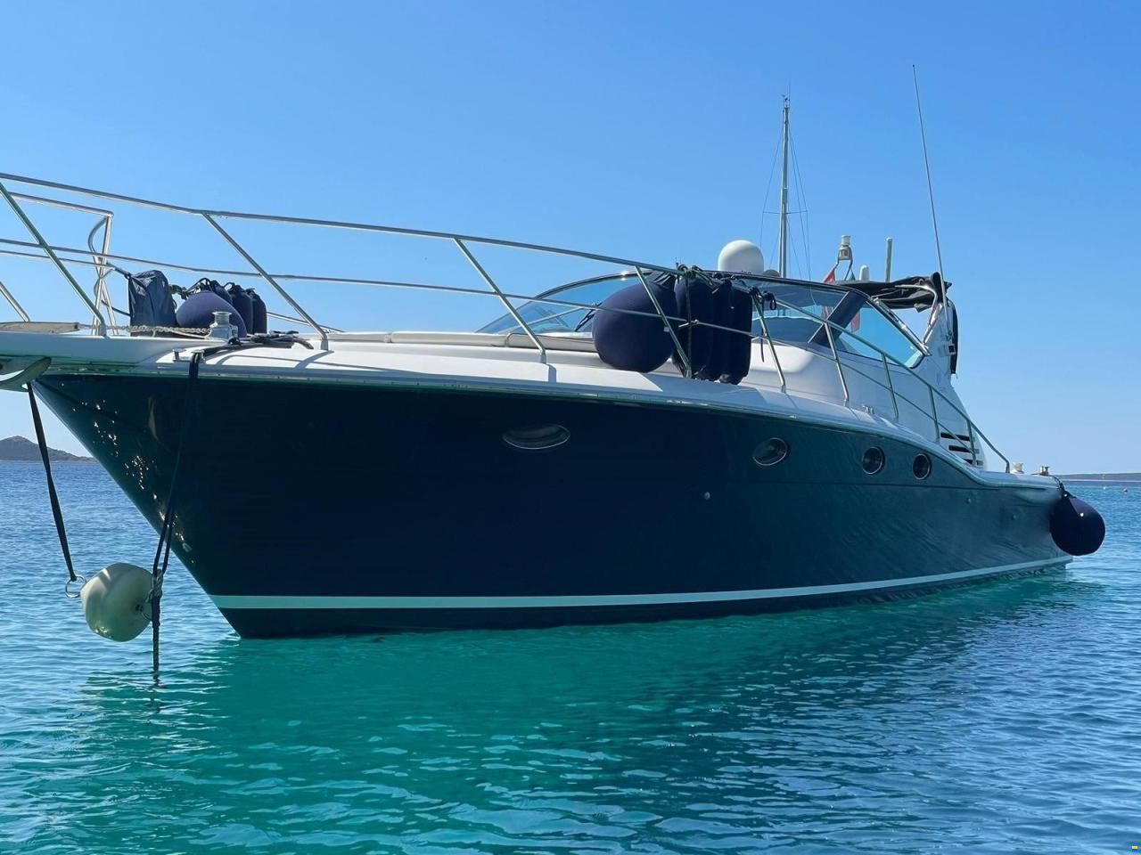 Uniesse 48' Open