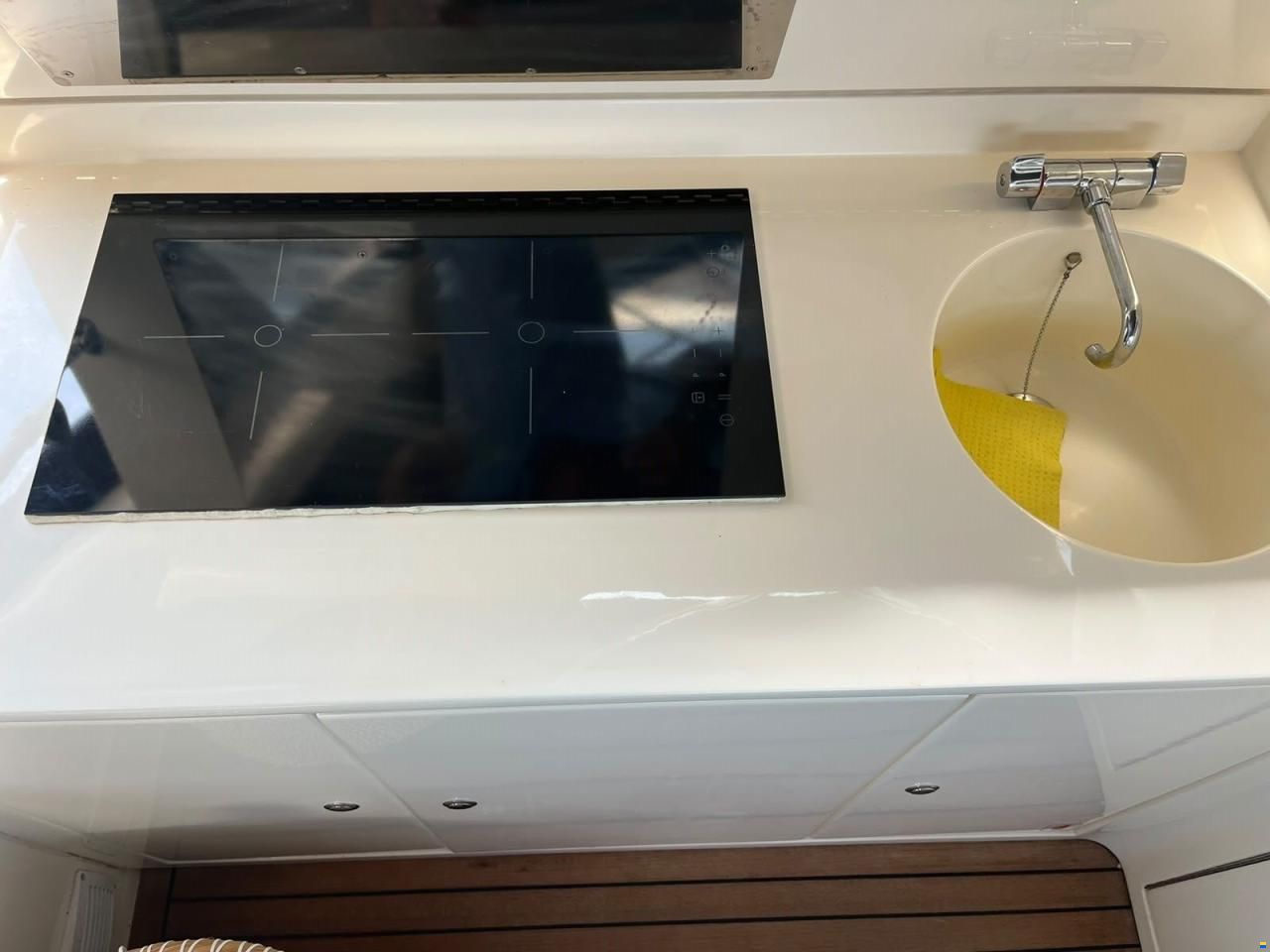 Uniesse 48' Open