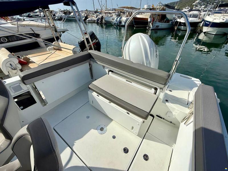 Jeanneau Cap Camarat 7.5 WA