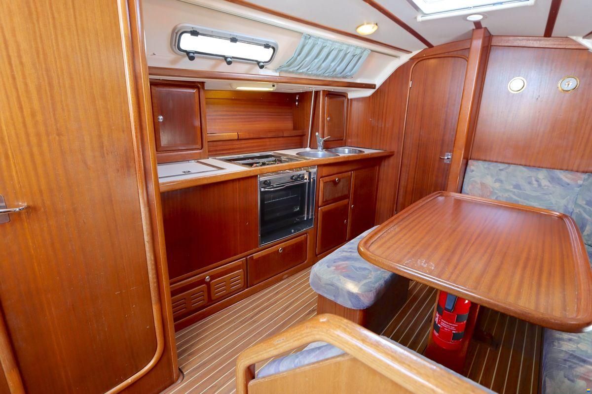 Bavaria 35 Holiday