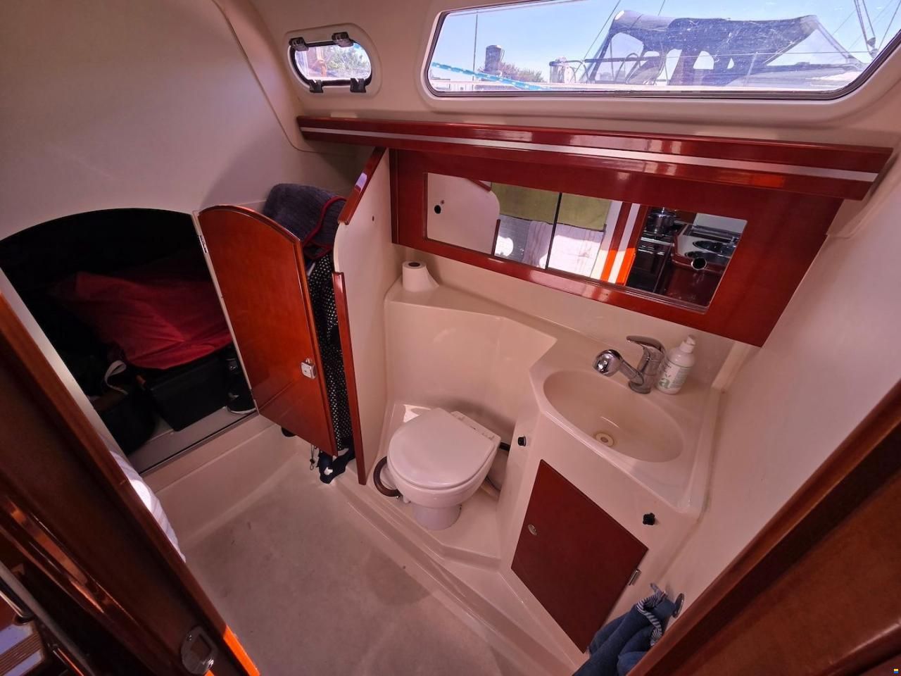 Hanse 342