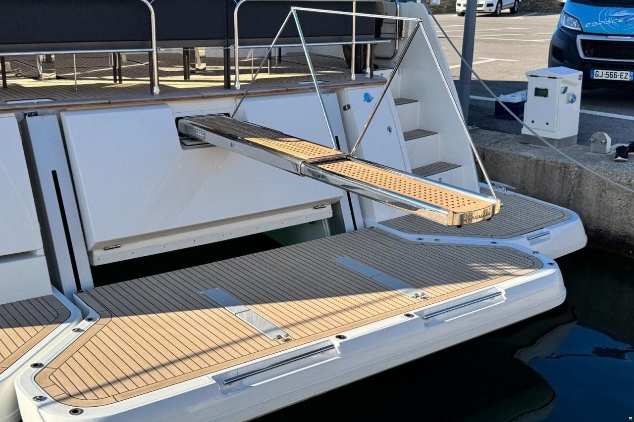 Prestige M48