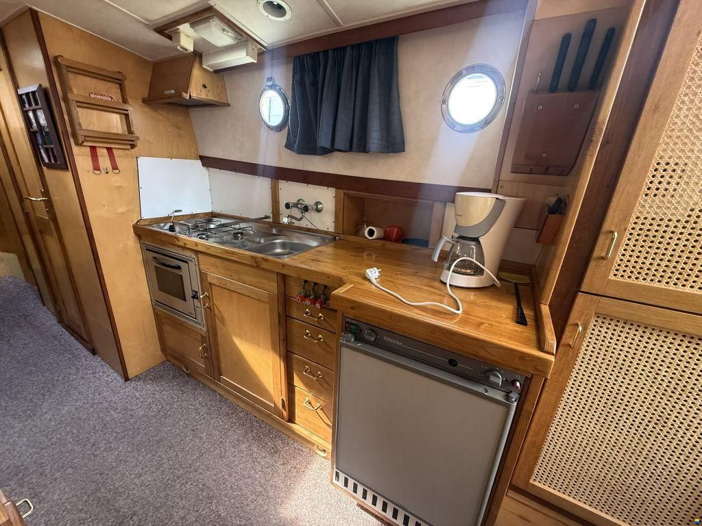 Kok Motor-zeeschouw 1050