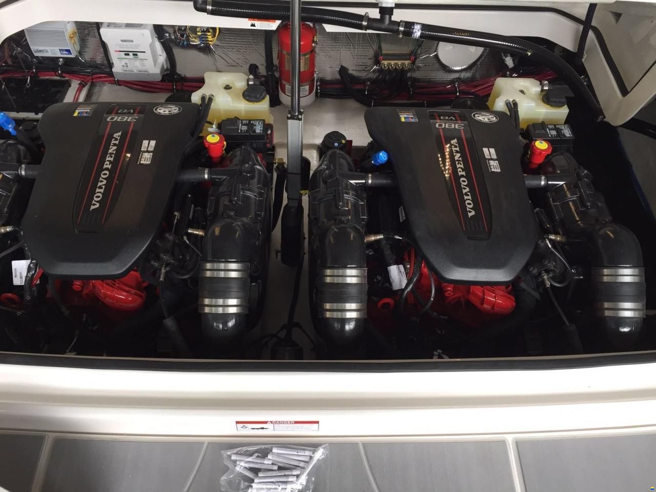 Regal 3200 BOWRIDER