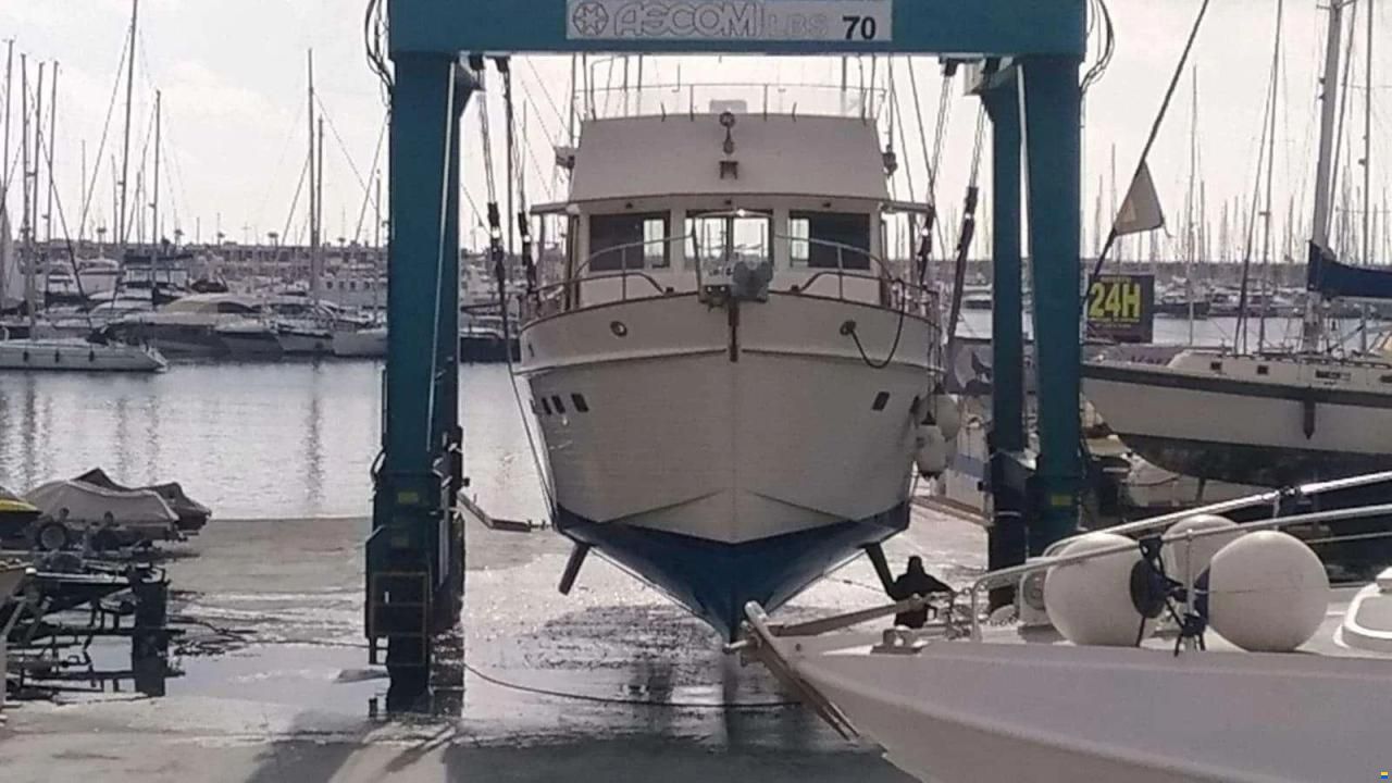 Grand Banks 58