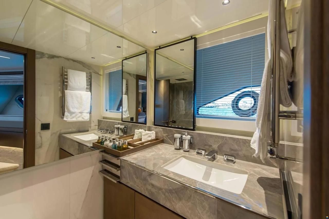 Sunseeker 90 Ocean