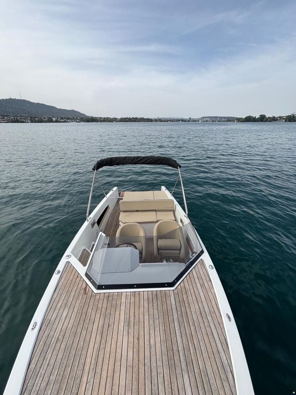 Ganz Boats Ovation 6.8