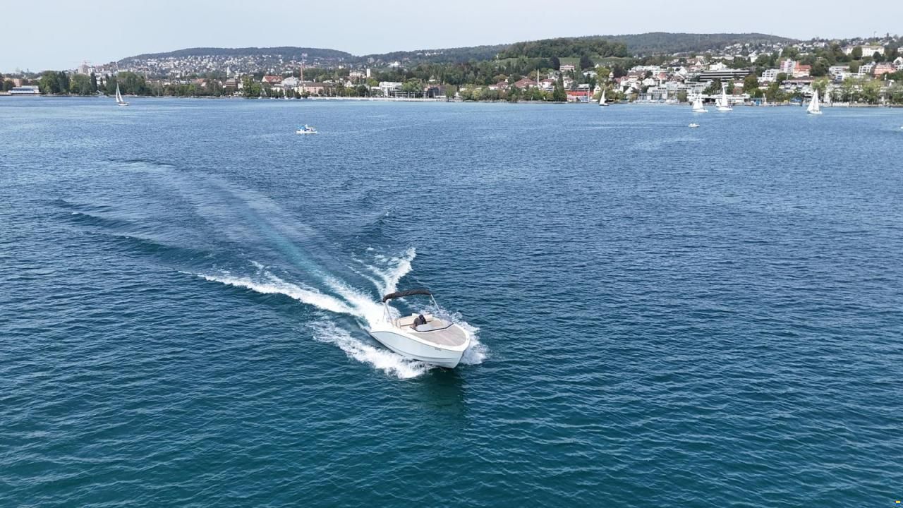 Ganz Boats Ovation 6.8