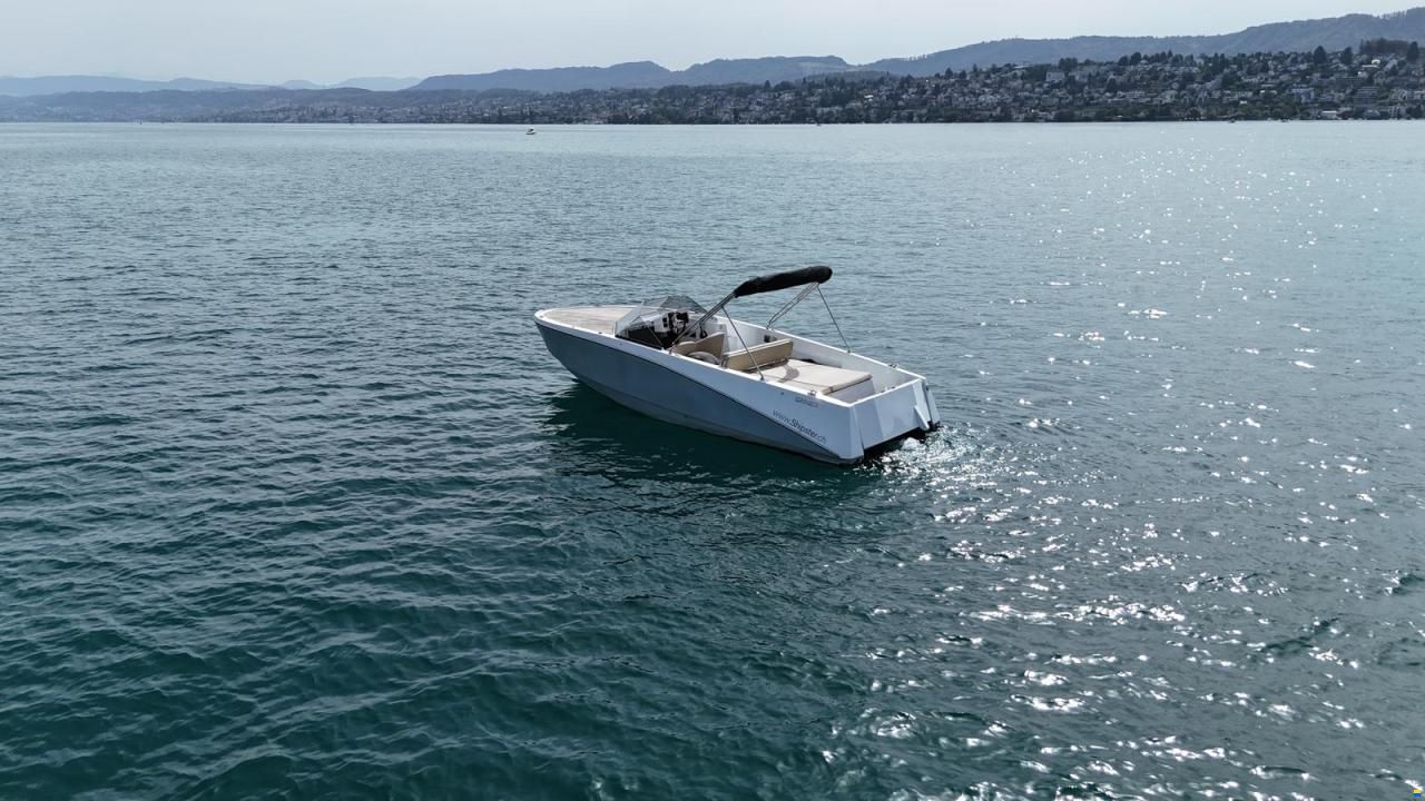 Ganz Boats Ovation 6.8