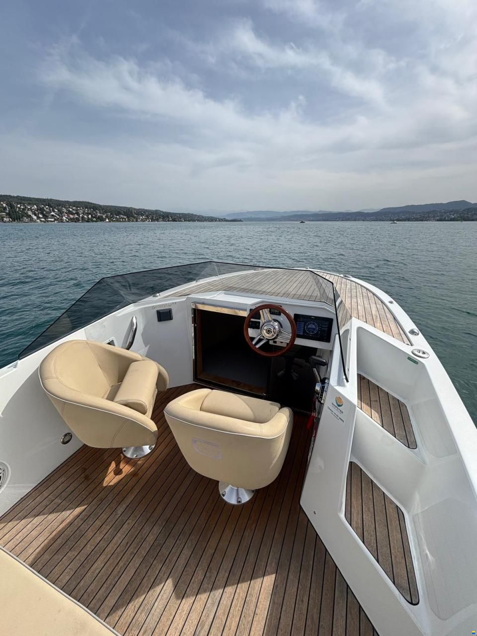 Ganz Boats Ovation 6.8