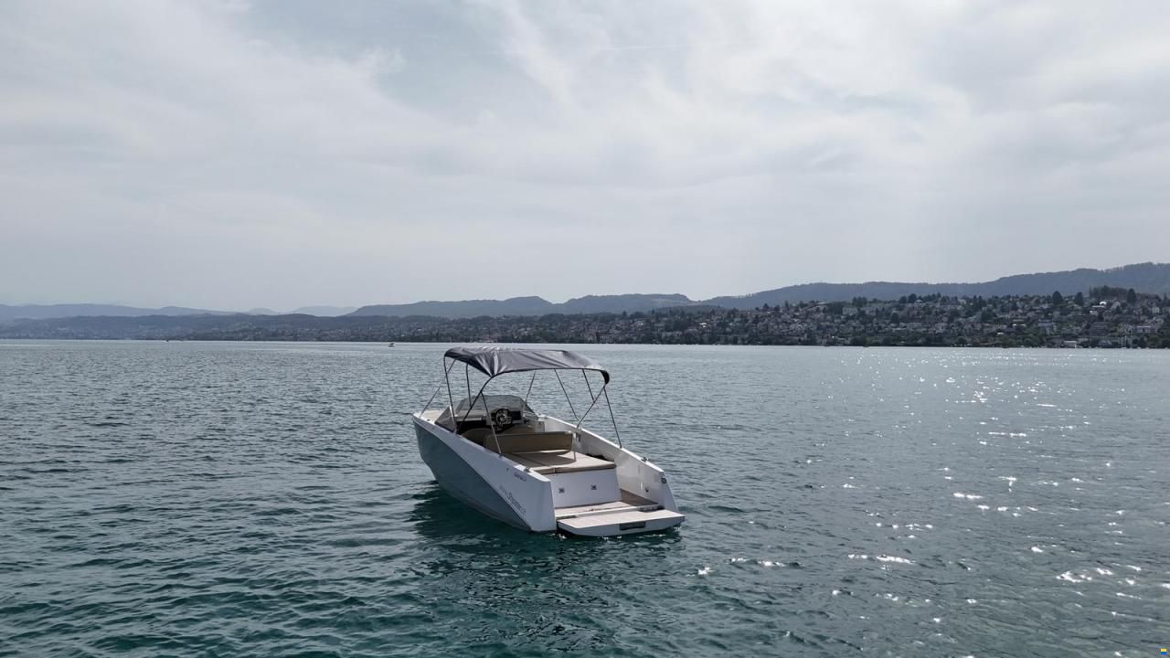 Ganz Boats Ovation 6.8